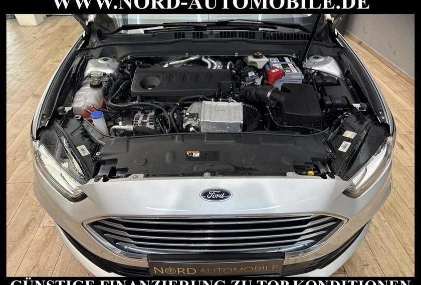 Ford Mondeo Mondeo Turnier Titanium *190PS*AHK*STHZ*LED*