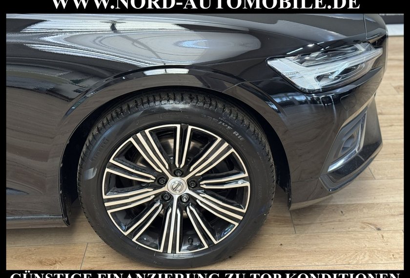 Volvo V60 V60 Kombi D4 AWD INSCRIPTION *LEDER*UPE:59
