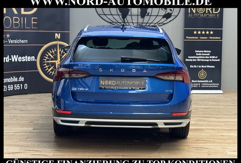 Skoda Octavia Octavia Scout Combi 2.0TDI DSG AHK/Kamera/HeadUp
