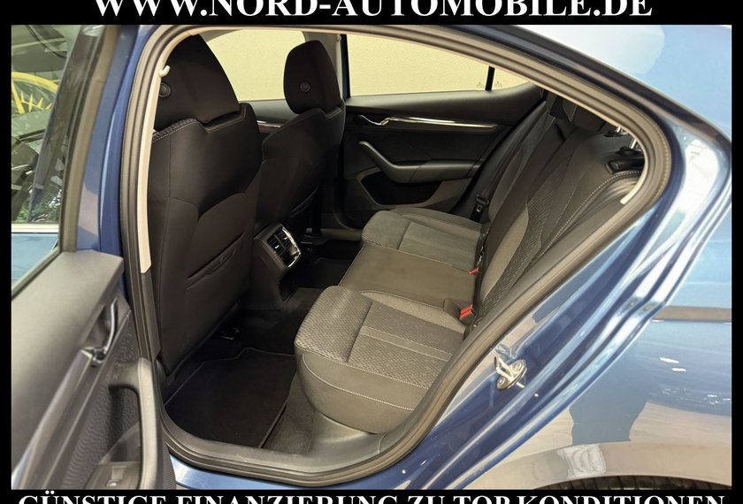 Skoda Octavia Octavia Limousine Style  2.0 TDI DSG Navi/AHK