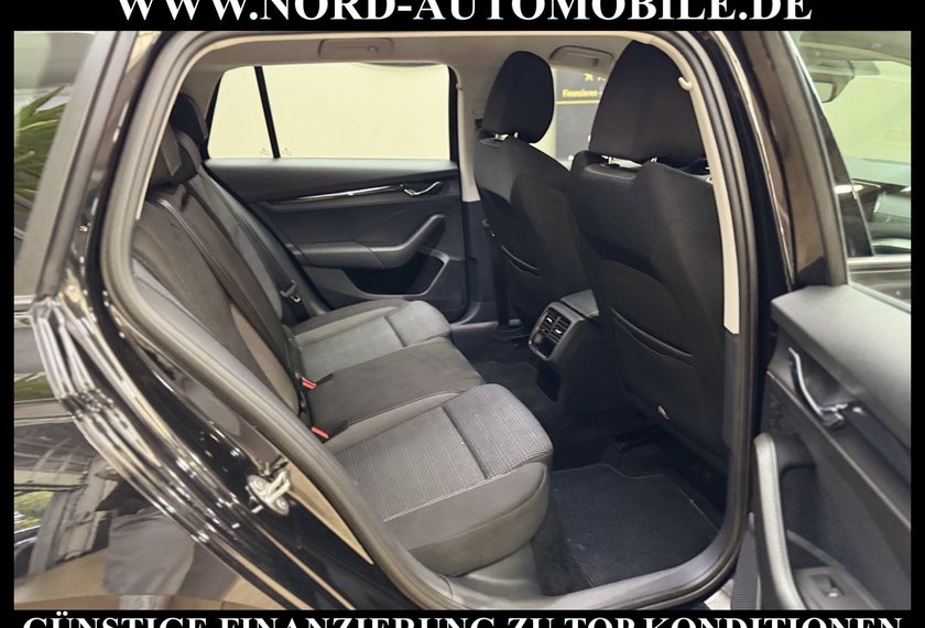 Skoda Octavia Octavia iV Combi Ambition 1.4 TSI DSG LED/AHK/17