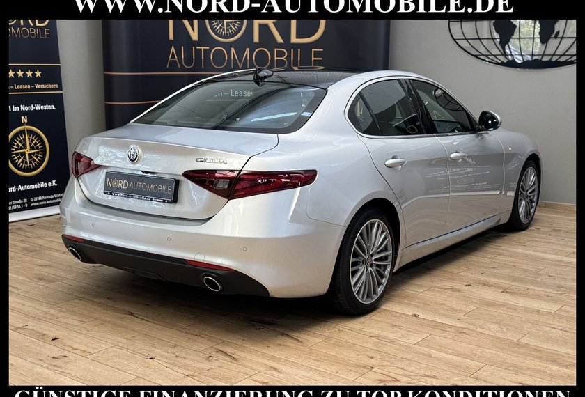 Alfa Romeo Giulia Giulia 2.2 JTDM LUSSO TI *PANO*LEDER*ACC*UPE:56*