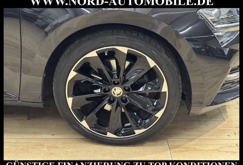 Skoda Superb Superb Combi Sportline 2.0 TSI DSG Kamera/ACC/19