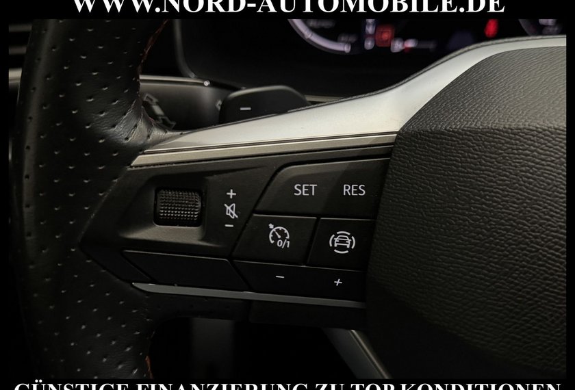 Seat Leon Leon Sportstourer FR PLUS 2.0 TDI DSG *18Z*LED*