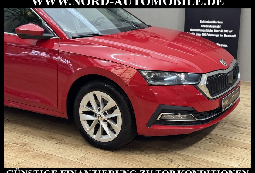 Skoda Octavia Octavia iV Combi Style 1.4 TSI DSG Pano/HeadUp/