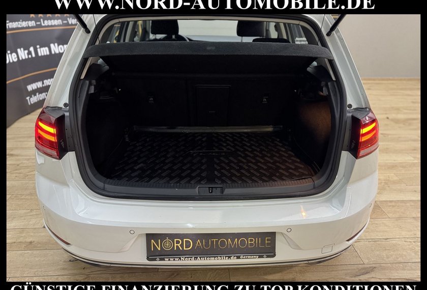 Volkswagen Golf Golf VII Lim. e-Golf *LED*Wärmepumpe*Kam*Navi*