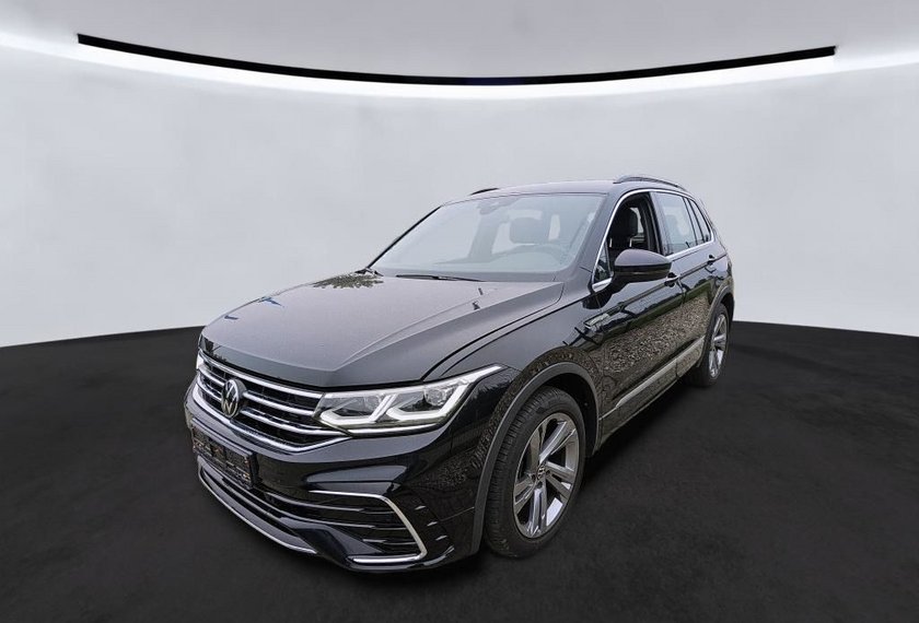 Volkswagen Tiguan Tiguan R-Line 2.0 TDI DSG Matrix/Kamera/Sid&amp;Lane