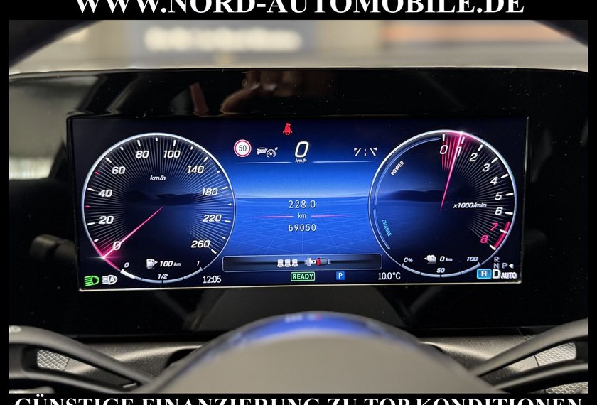 Mercedes-Benz C 300 C 300 e T Avantgarde *Distro*AHK*Kamera*DigiLED*