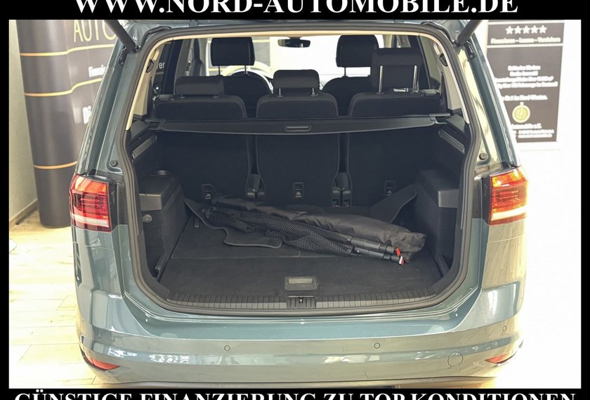 Volkswagen Touran Touran IQ.Drive 1.6 TDI DSG 7-Sitzer/Navi/Kamera