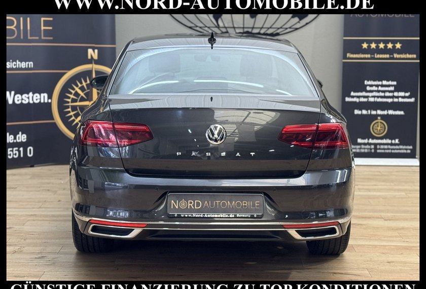 Volkswagen Passat Passat Lim. 2.0 TSI DSG Elegance Leder/Matrix/18