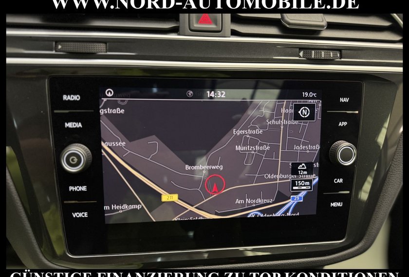Volkswagen Tiguan Tiguan IQ.DRIVE 1.5 TSI DSG *AHK*PANO*VIRT*ACC*