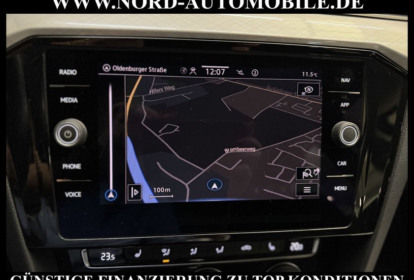 Volkswagen Passat Variant Passat Variant Business 2.0 TDI Kamera/AHK/Navi/