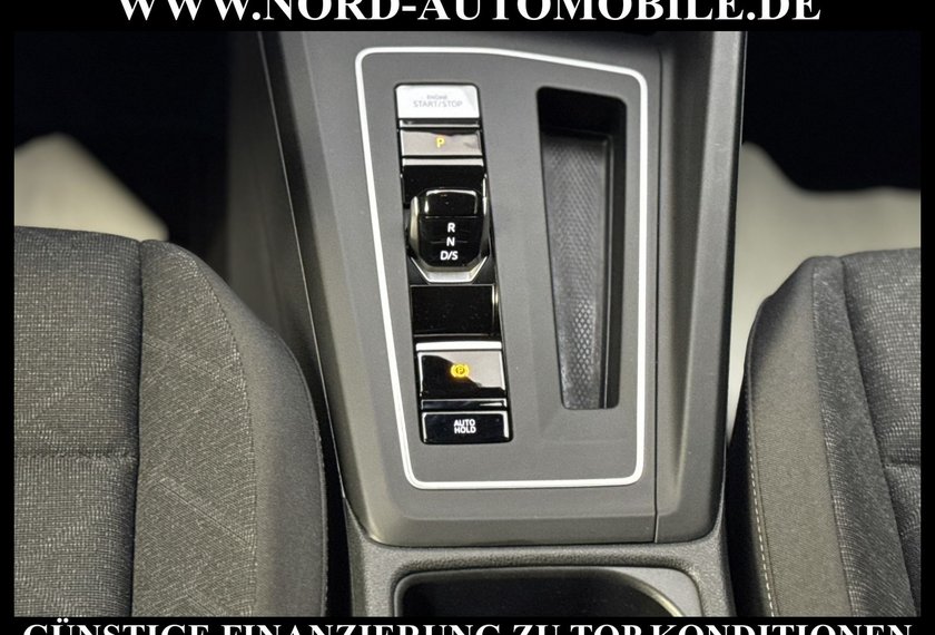 Volkswagen Golf Golf Variant Life 2.0 TDI DSG AHK/Kamera/Navi/