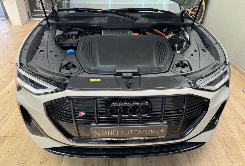 Audi e-tron e-tron S QU.Matrix/Kamera/Head-Up/22/Leder/