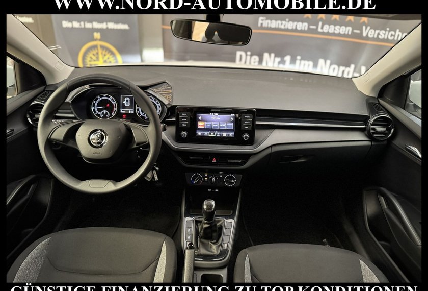 Skoda Fabia Fabia 1.0 MPI Active Klima/Spurhalte/LED