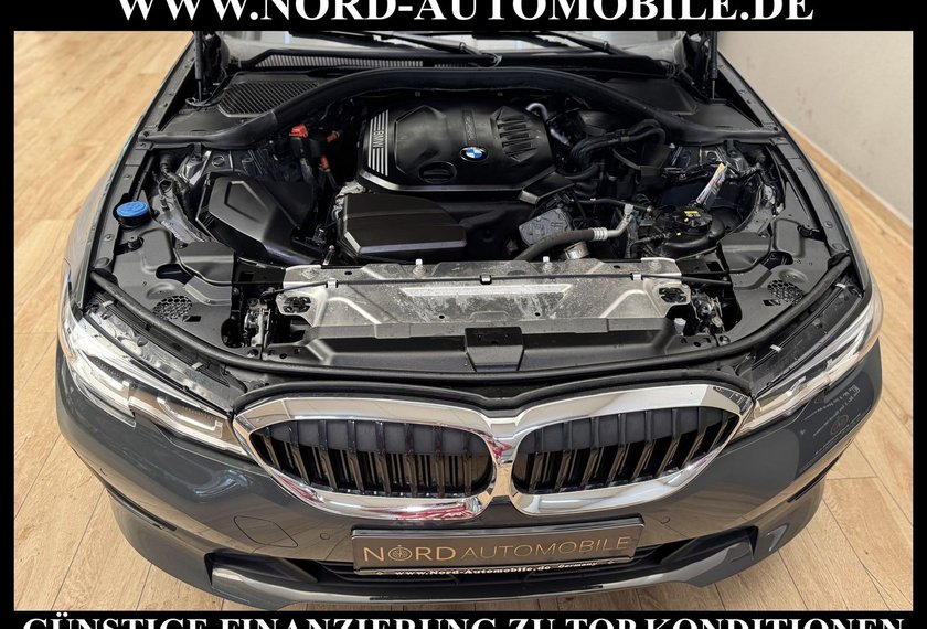 BMW 320 320 d Touring xDrive Advantage *AHK*ACC*LiveCP*