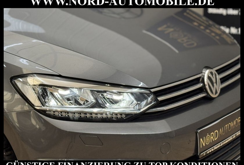 Volkswagen Touran Touran Highline 1.5 TSI DSG Pano/ACC/Navi/LED/17