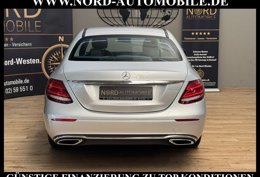 Mercedes-Benz E 220 E 220 d Lim. Exclusive *LED*Comand*Kamera*MBEAM*