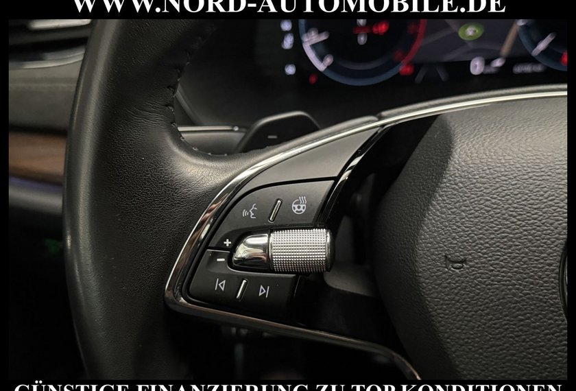 Skoda Octavia Octavia Combi 2.0TDI DSG Scout AHK/Canton/HeadUp