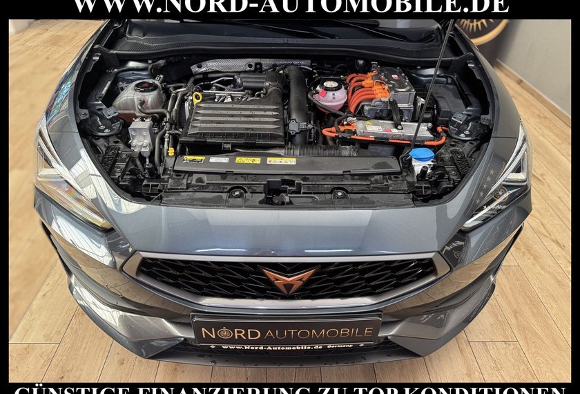 Cupra Leon Leon VZ 1.4 TSI e-HYBRID DSG Kamera/Pano/19/Navi
