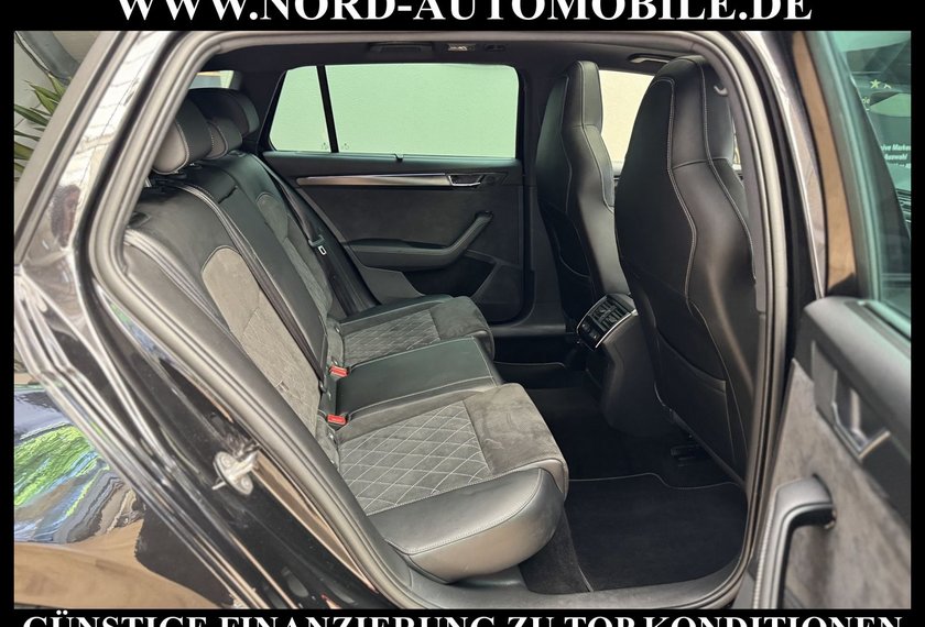 Skoda Superb Superb Combi Sportline 2.0 TSI DSG Pano/AHK/19