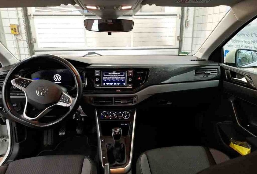 Volkswagen Polo Polo Life 1.0 MPI Dig.Cockpit/LED/PDC/Klima