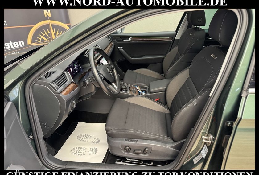 Skoda Superb Superb Combi 2.0 TDI 4x4 DSG Scout AHK/LED/Navi/