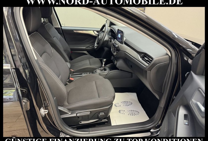 Ford Focus Focus Turnier 1.5 EcoBlue Titanium *LED*AHK*ACC*