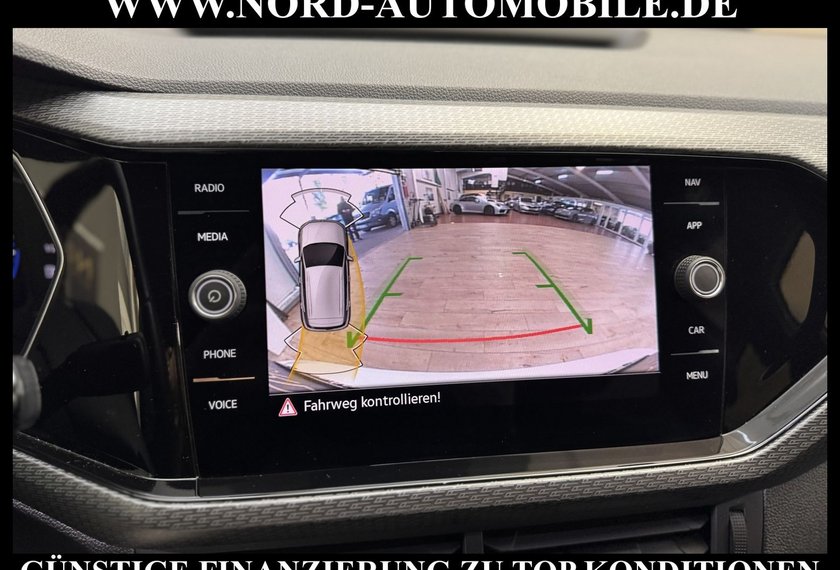 Volkswagen T-Cross T-Cross R-Line 1.0 TSI DSG Teilleder/18/Navi/LED