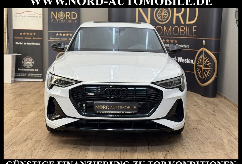 Audi e-tron e-tron Sportback S-Line Black Edition Pano/21/