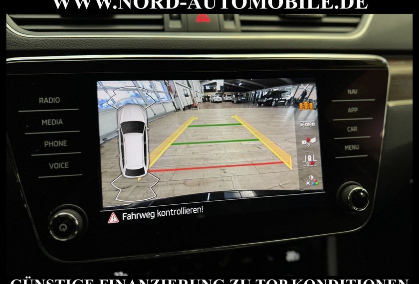 Skoda Superb Superb Scout Combi 2.0 TDI DSG Kamera/Virt.Cockp