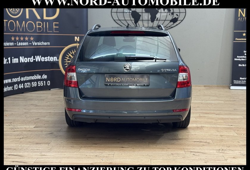 Skoda Octavia Octavia Combi Style 2.0 TDI DSG Pano/Navi/Lane