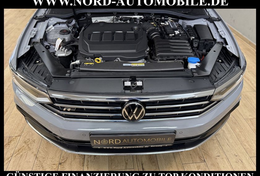 Volkswagen Passat Variant Passat Variant R-Line 2.0 TDI Dig.Cockpit/17/AHK