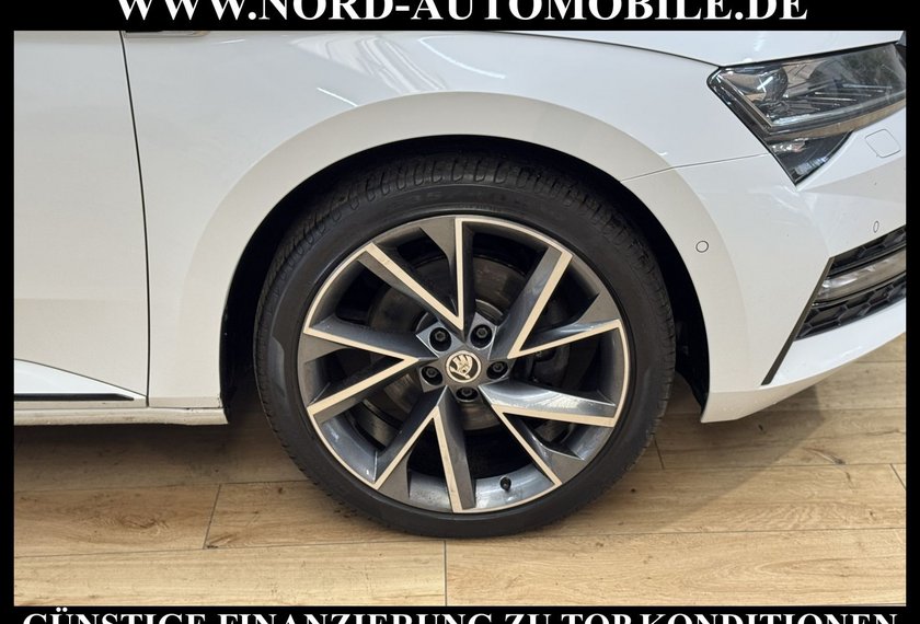 Skoda Superb Superb Combi 2.0 TDI DSG Sportline Virt.Cockpit