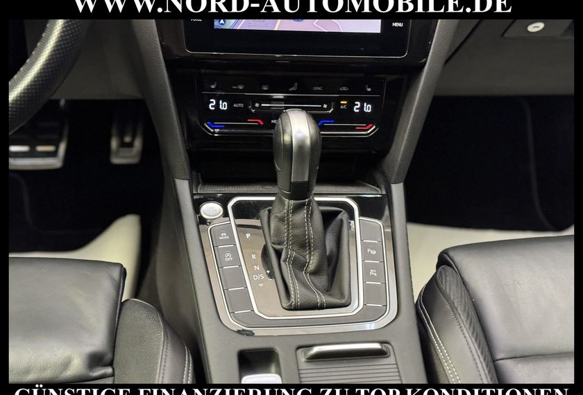 Volkswagen Passat Variant Passat Variant R-Line 4MOT 2.0 TSI DSG Leder/Nav