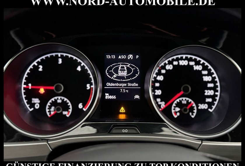 Volkswagen Touran Touran Comfortline 2.0 TDI DSG Kamera/Dynaudio/