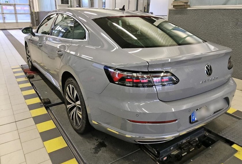 Volkswagen Arteon Arteon 1.4 TSI e-Hybrid DSG Teilleder/Kamera/18