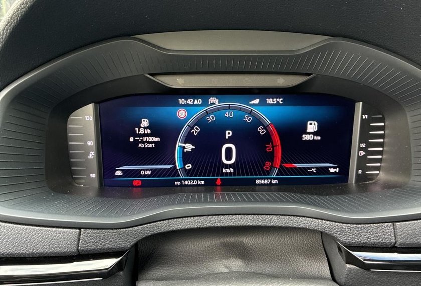 Skoda Karoq Karoq 2.0 TSI Sportline 4x4 DSG AHK/Kamera/Virt.