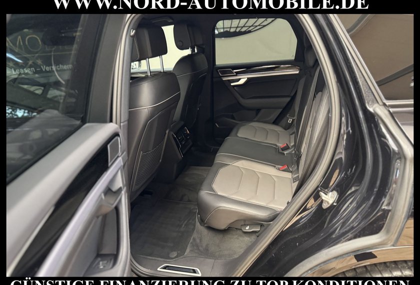 Volkswagen Touareg Touareg R-Line Black 4MOT 3.0 TSI 22/Luft/StHz R