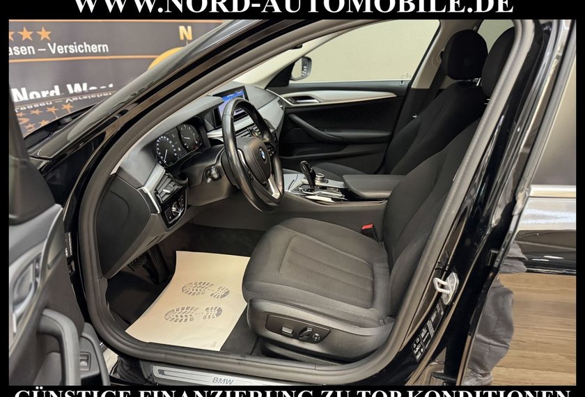 BMW 530 530 d Touring xDrive AHK*StHz*Luft*Display*UPE72