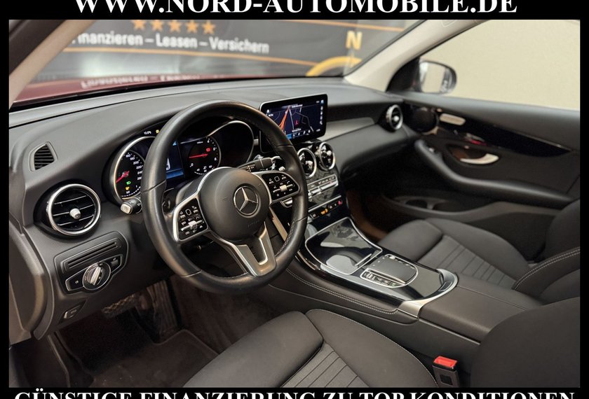 Mercedes-Benz GLC 220 GLC 220 d 4MATIC *Distro*AHK*Kamera*LED*MBUX+*