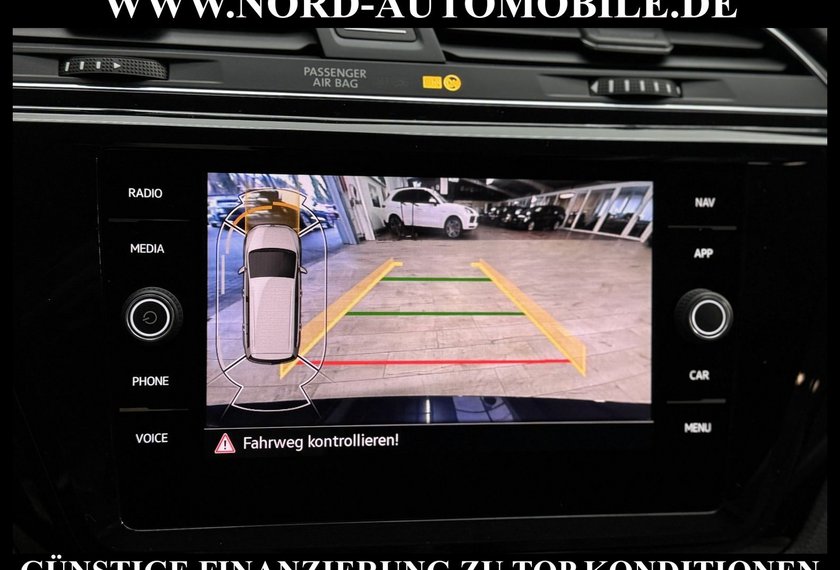 Volkswagen Touran Touran Highline 2.0 TDI DSG Leder/AHK/Kamera
