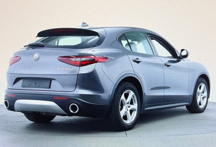 Alfa Romeo Stelvio Stelvio 2.2 JTDM SUPER *AHK*ACC*18Z*NAVI
