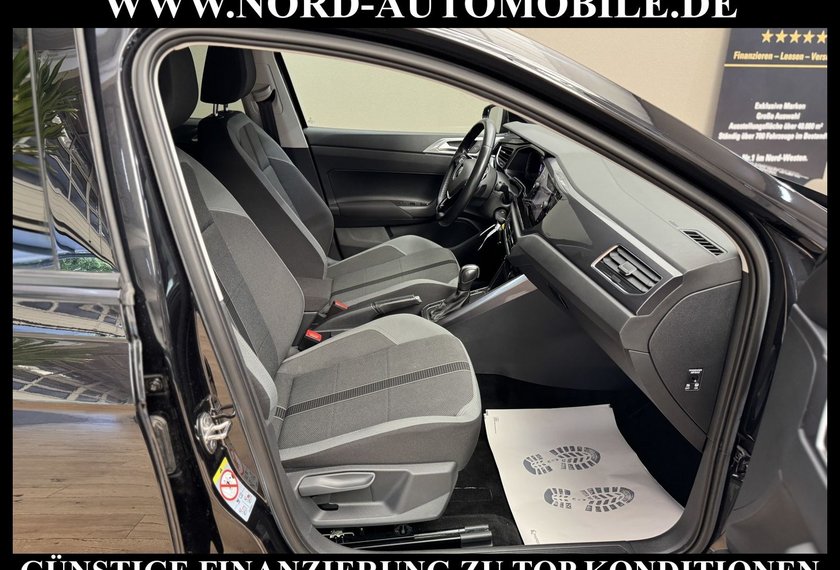 Volkswagen Polo Polo R-Line 1.0 TSI DSG Dig.Cockpit/Navi/LED