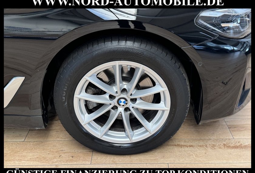 BMW 520 520 d Touring *AHK*ACC*H&amp;K*Pano*ParkAss*LED*