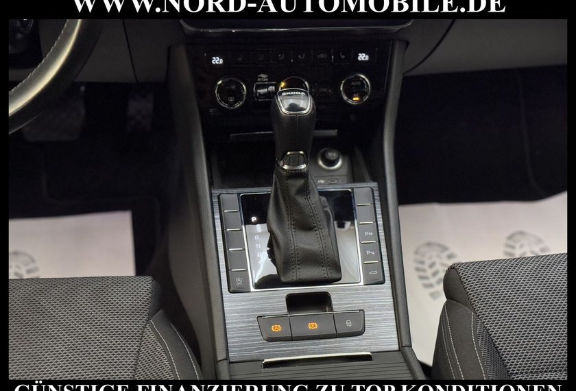 Skoda Superb Superb Combi Style 2.0 TDI DSG Virt.Cockpit/AHK/