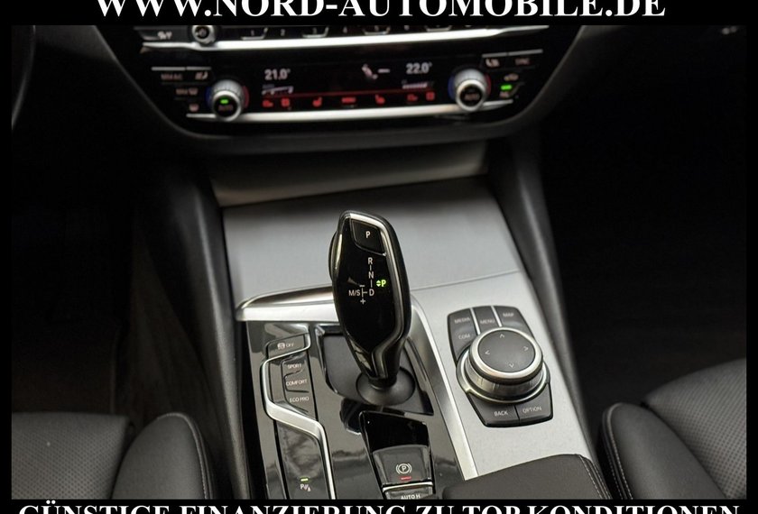 BMW 520 520 d Touring *LED*AHK*ACC*ParkAss*Leder*Memory*