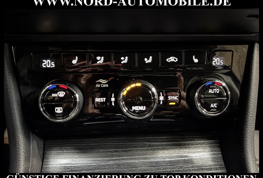 Skoda Superb Superb Combi Style 2.0 TDI DSG Teilleder/Matrix/