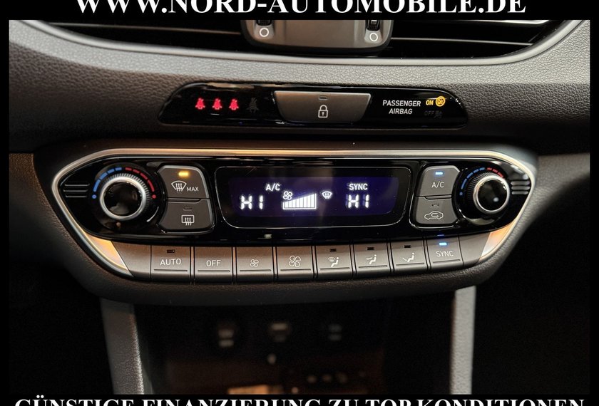 Hyundai i30 i30 cw Automatik *LED*Navi*Kamera*SHZ*PDC*