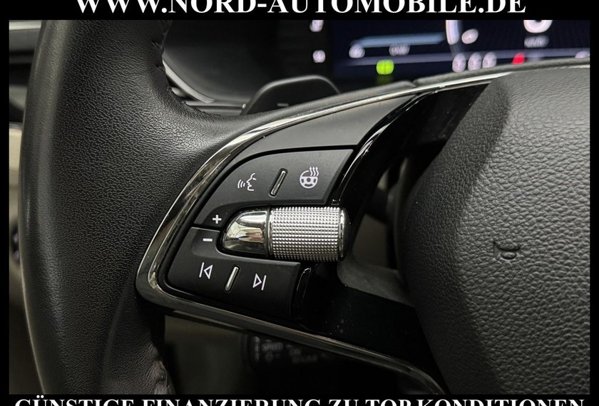 Skoda Superb Superb Combi Laurin &amp; Klement 2.0 TDI DSG AHK/19